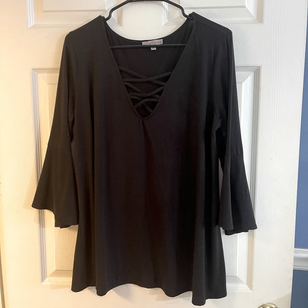 Black knit long sleeve shirt XL